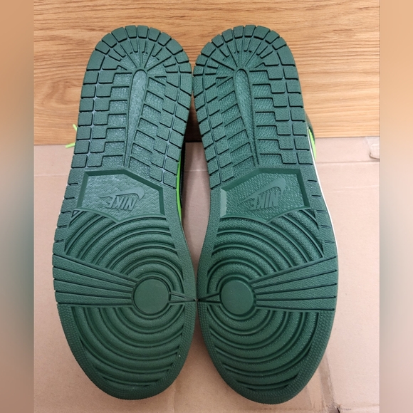 Air Jordan Retro 1 Mid Gorge/Electric Green Men Size 10 - Picture 11 of 16